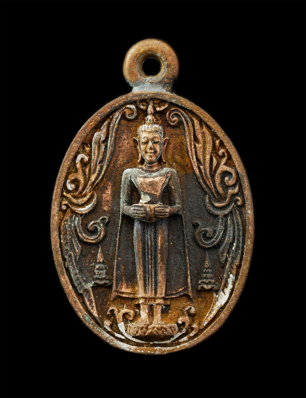 28Jan25 (7)ap.jpg - เหรียญหล่อหลวงพ่อบ้านแหลม พิมพ์นิยมรูปไข่ รุ่นพิเศษ วัดเพชรสมุทรวรวิหาร จ.สมุทรสงคราม ปี2538 เนื้อทองทิพย์ ทองระฆัง พระเก่าสวย มวลสารดี พิธีใหญ่ พระเก [..] | https://kamulet.in.th